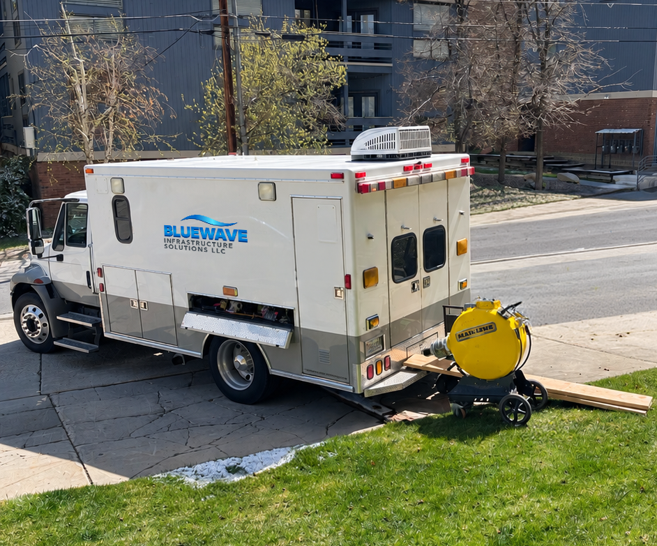 Bluewave service truck ready to respond to a sewer or drain call in Utah